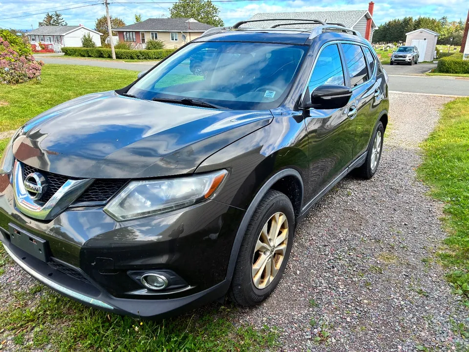 Nissan Rogue 2015 photo 2