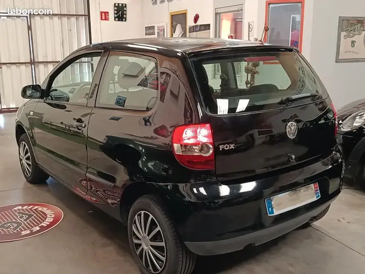 Volkswagen Fox 2005 photo 3