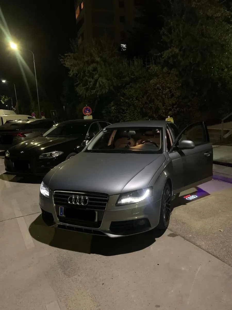 Audi A4 2009 photo 3