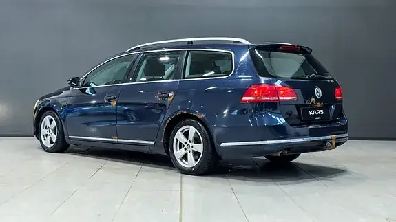 Volkswagen Passat 2011 photo 3