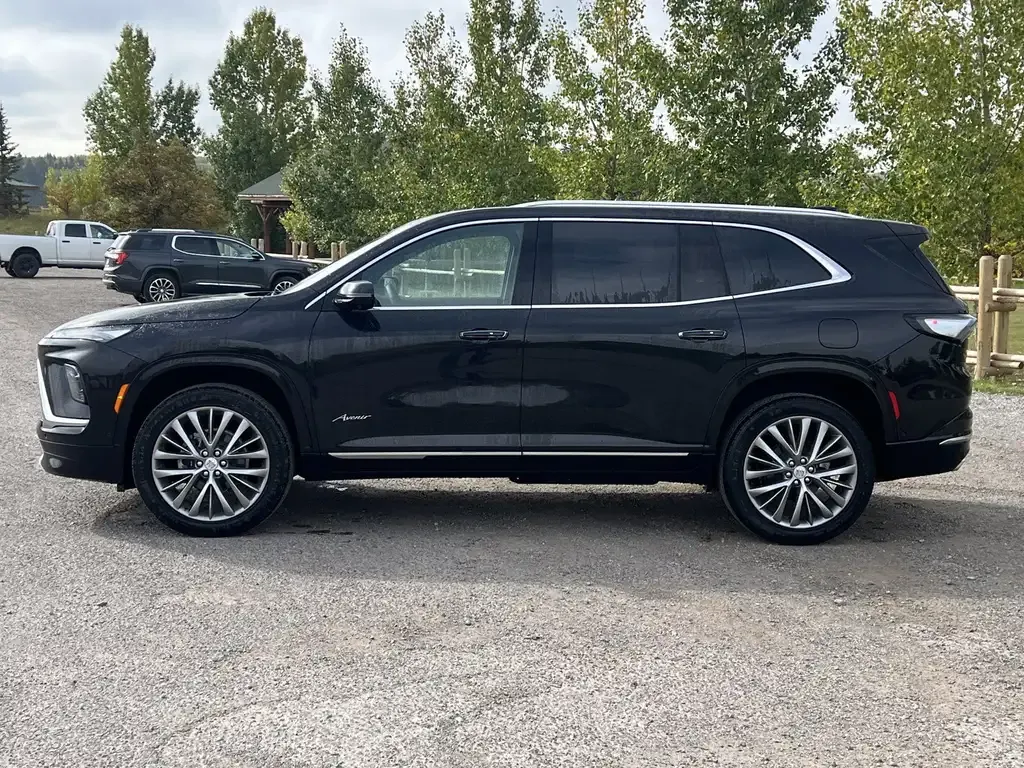 Buick Enclave 2026 photo 5