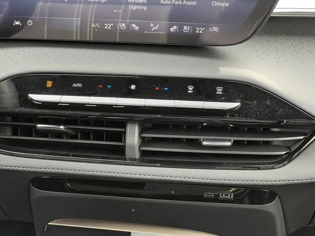 Buick Enclave 2026 photo 4