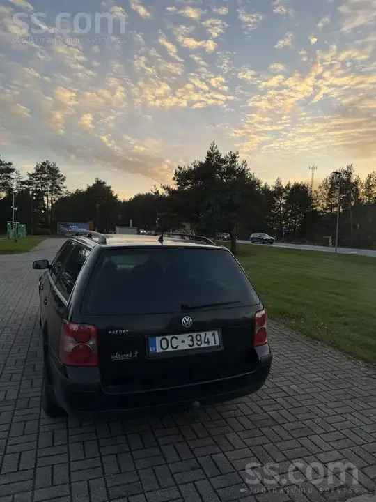 Volkswagen Passat 2003 photo 3