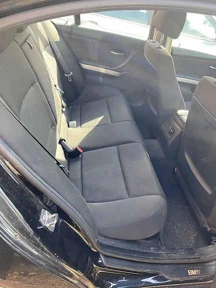 BMW 320I 2009 photo 3