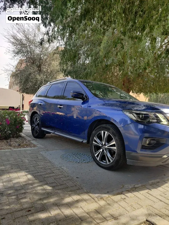 Nissan Pathfinder 2018 photo 2