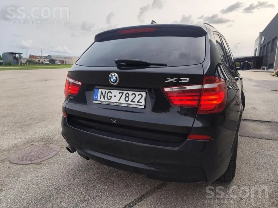 BMW X3 2014 photo 2