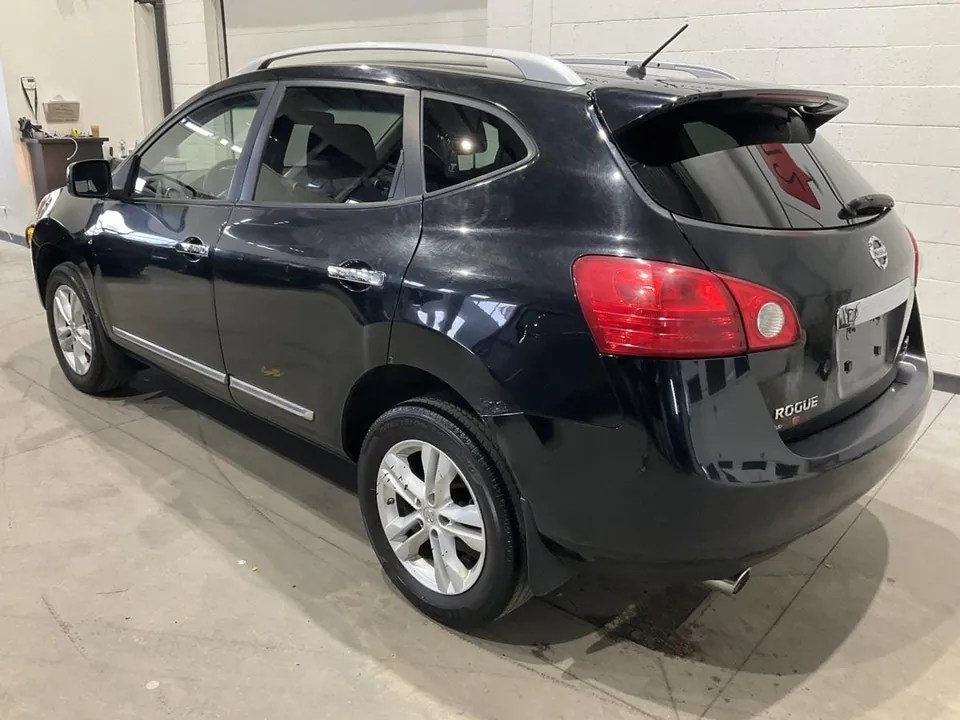 Nissan Rogue 2012 photo 2