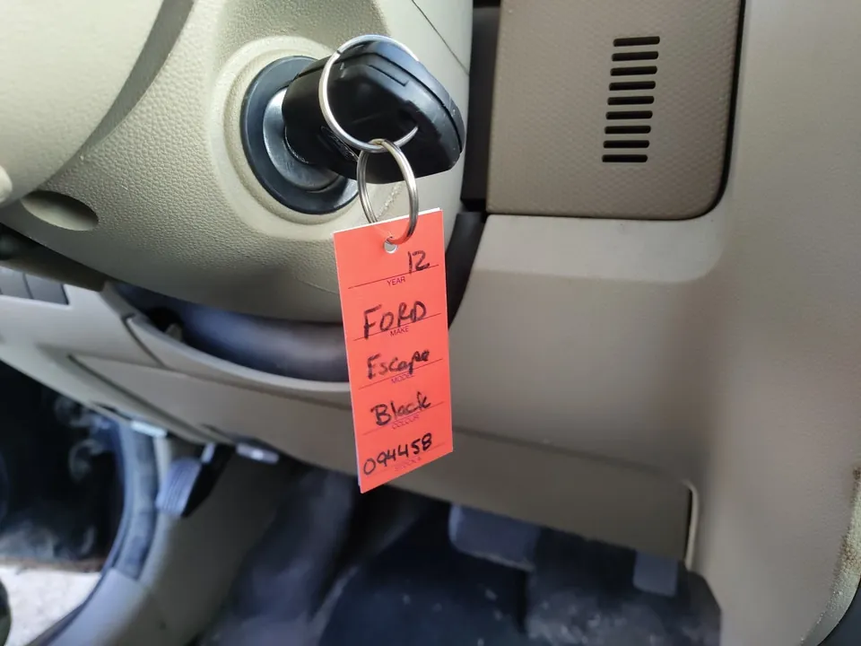 Ford Escape 2012 photo 5