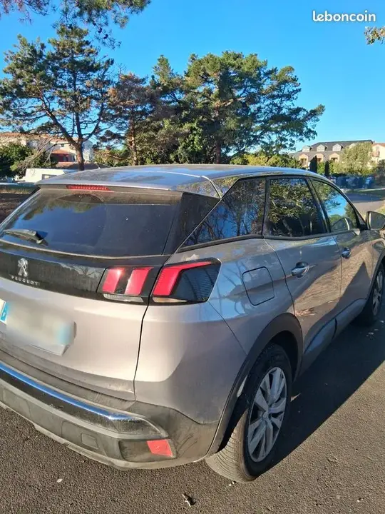 Peugeot 3008 2018 photo 2