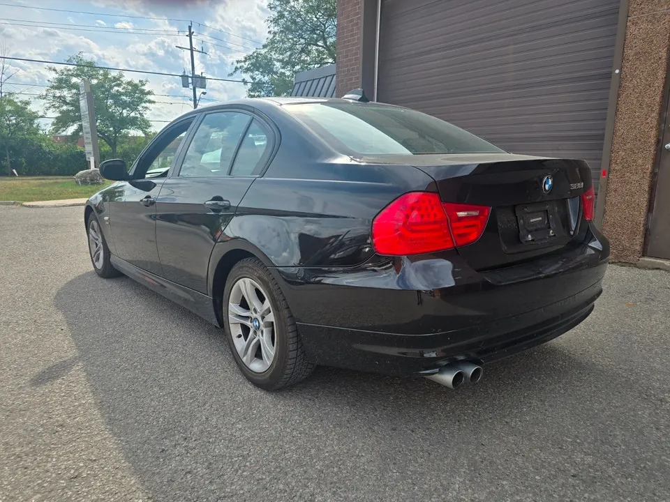 BMW 3 Series 2009 photo 3