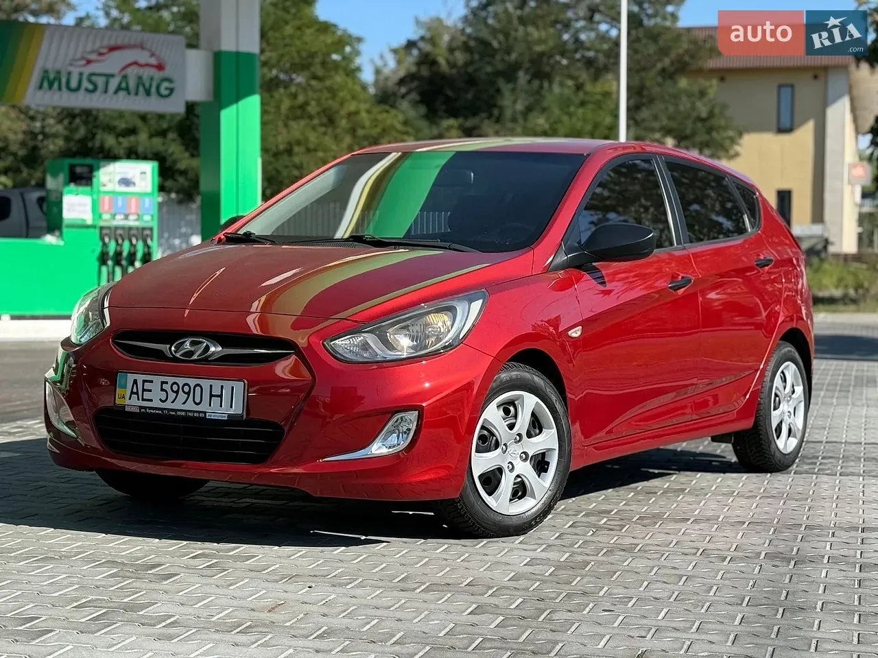 Hyundai Accent 2013 photo 2