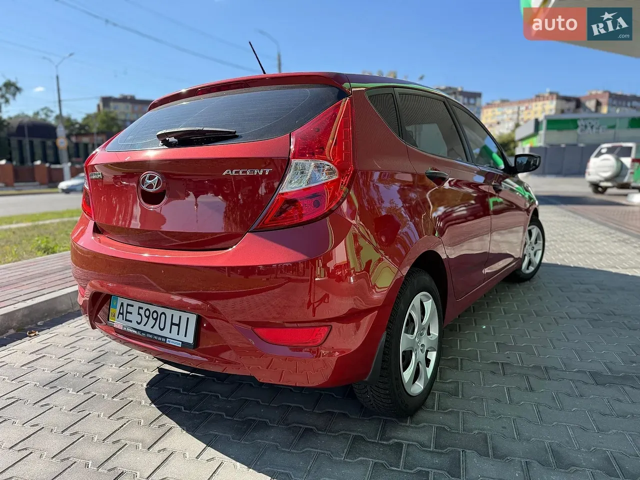 Hyundai Accent 2013 photo 4