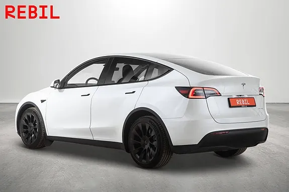 Tesla Model Y 2023 photo 5