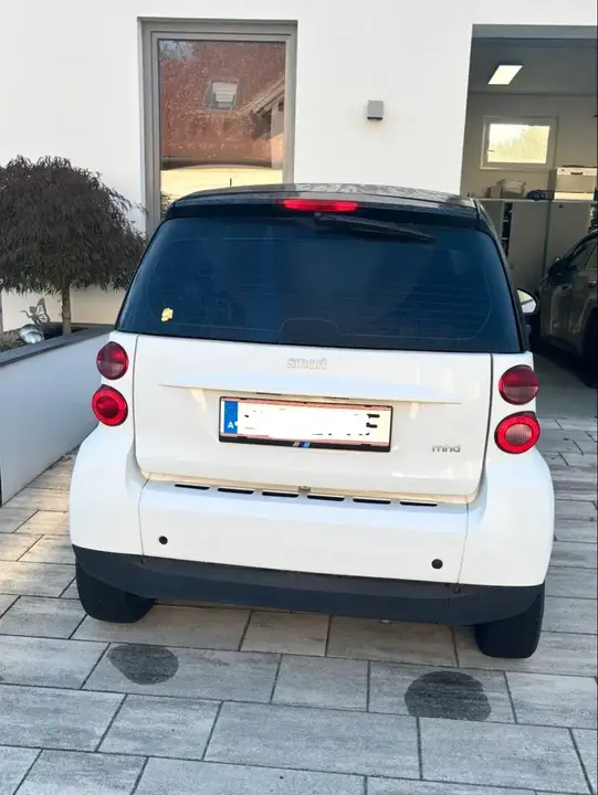 Smart Fortwo 2011 photo 3