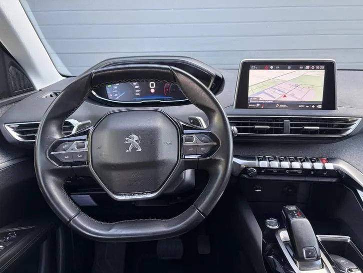 Peugeot 3008 2018 photo 3