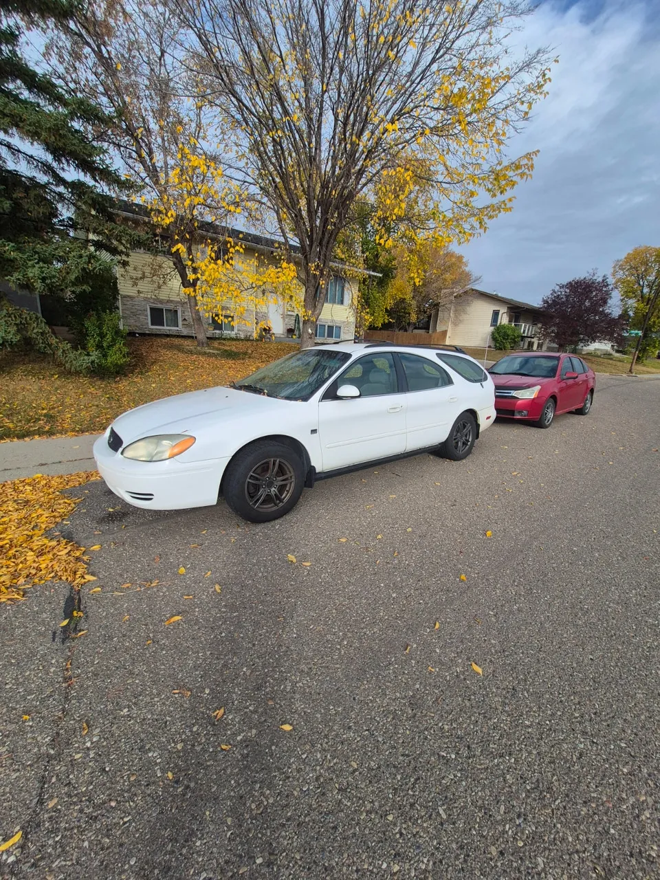 Ford Taurus 2004 photo 2