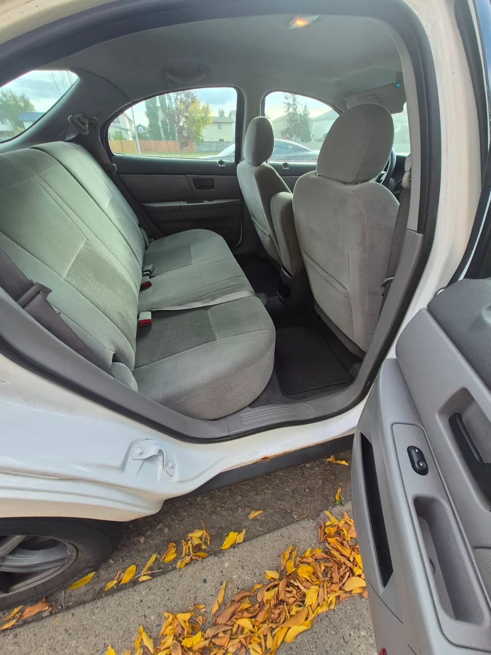 Ford Taurus 2004 photo 5