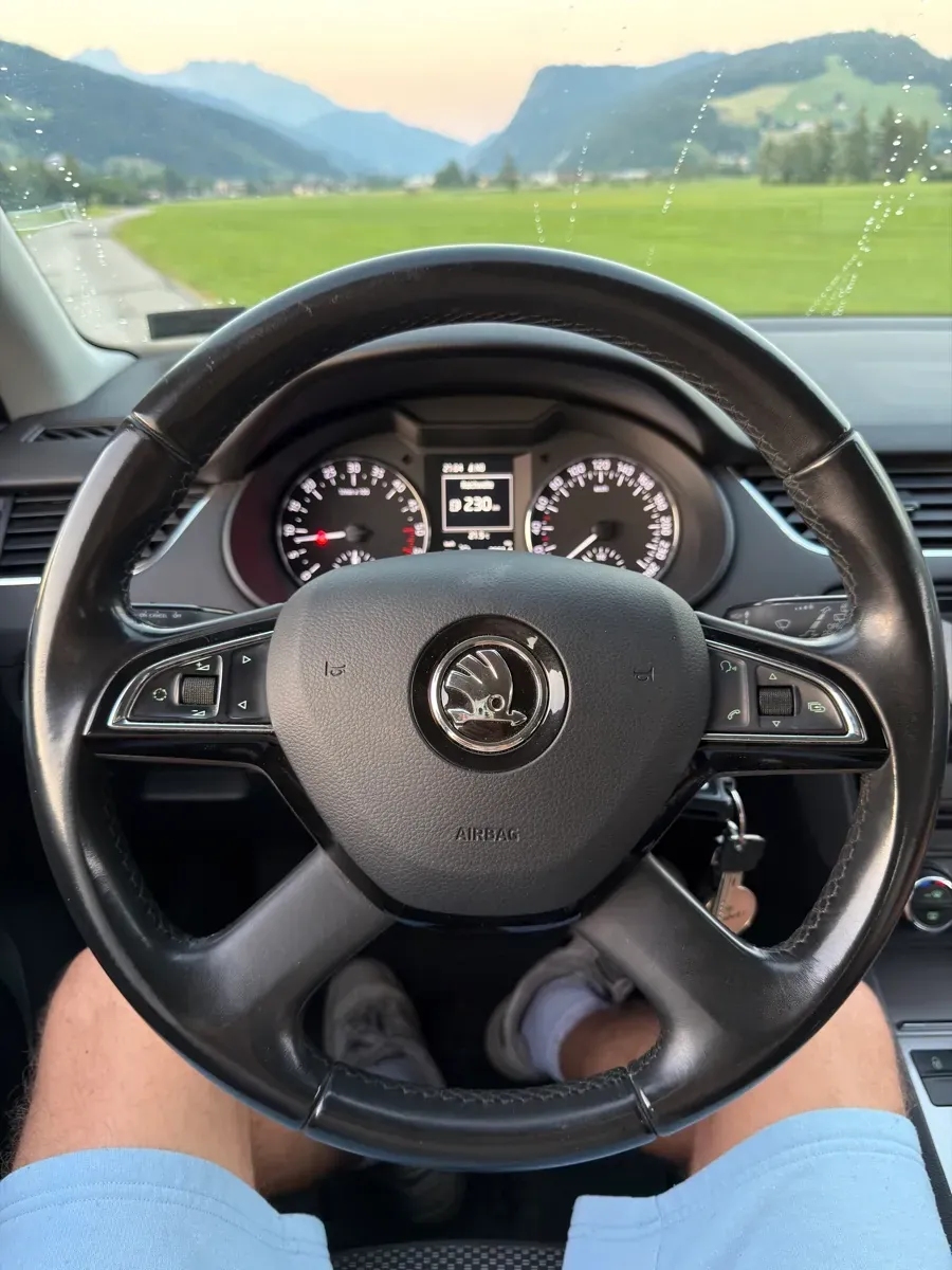 Skoda Octavia 2014 photo 3