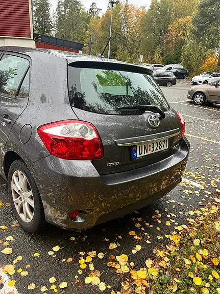 Toyota Auris 2011 photo 5