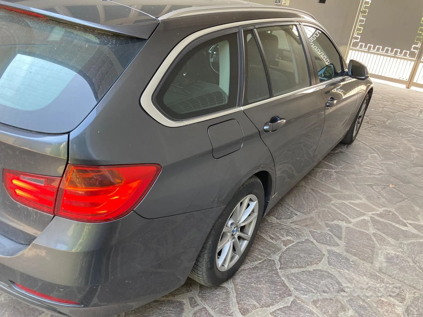 BMW 318 Touring 2015 photo 3