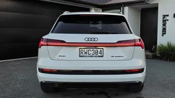 Audi E-Tron 2019 photo 4