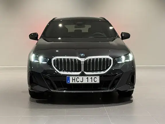 BMW 530E 2027 photo 2