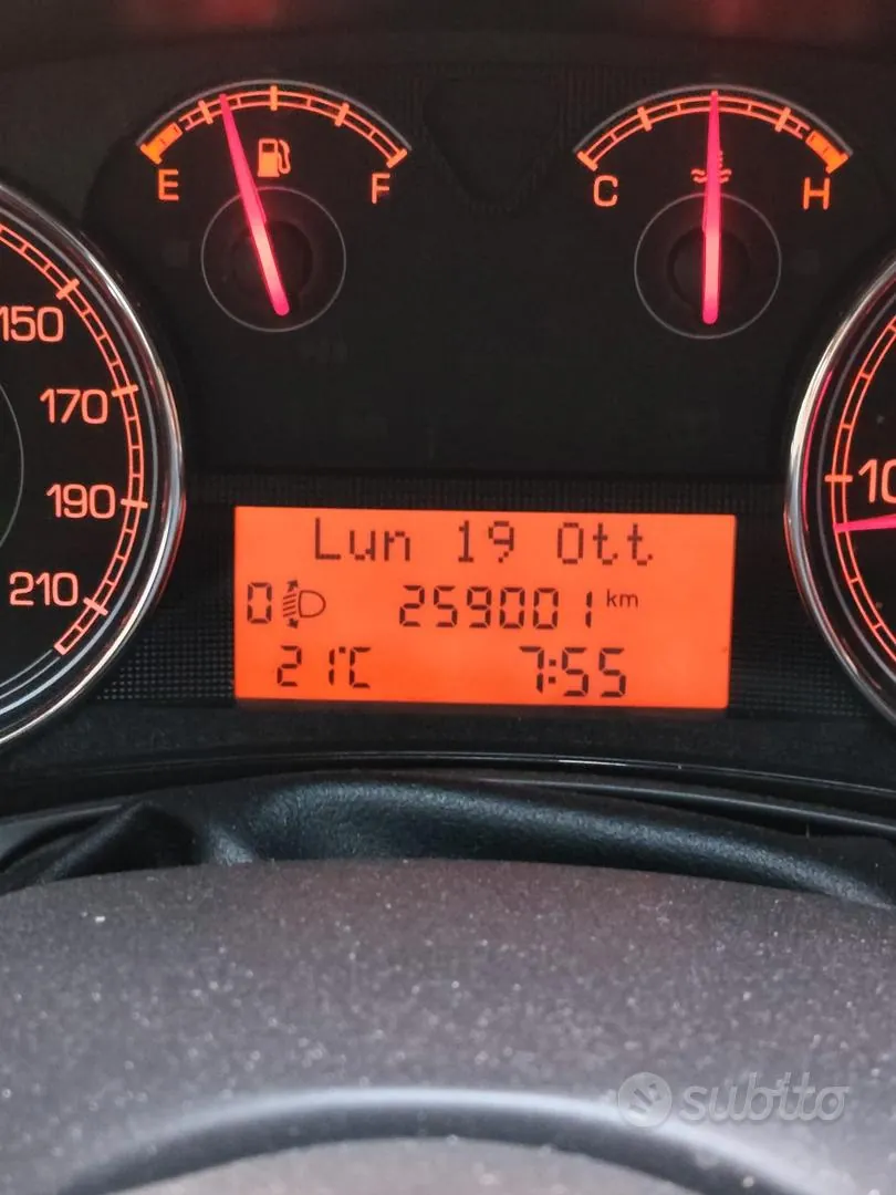 Fiat Croma 2010 photo 5