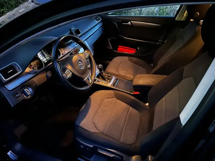 Volkswagen Passat 2014 photo 3