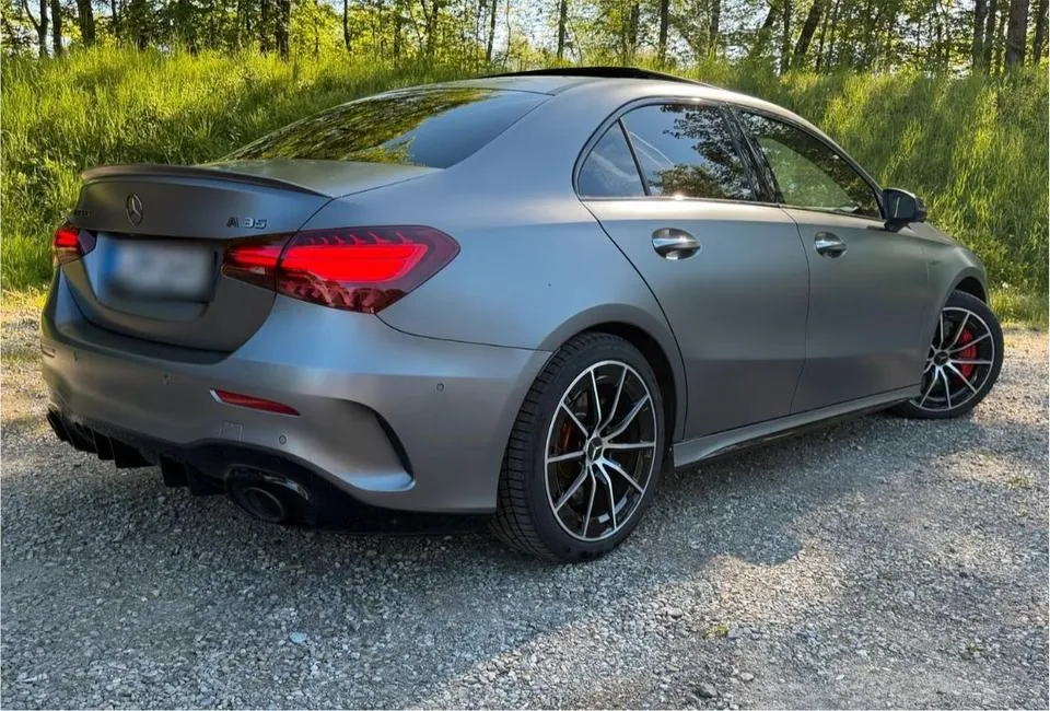 Mercedes-Benz A 35 Amg