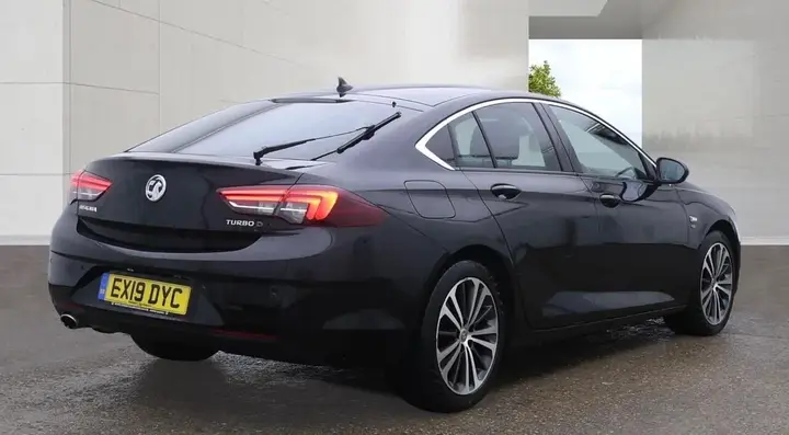 Vauxhall Insignia 2019 photo 3