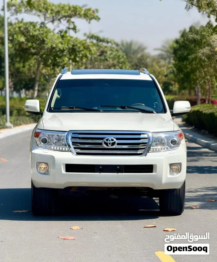 Toyota Land Cruiser 2014 photo 3