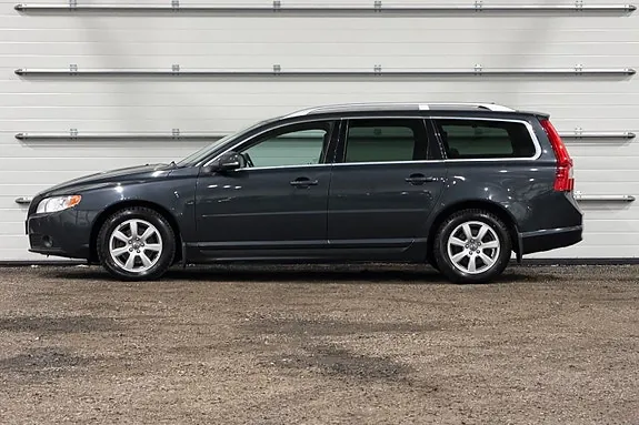 Volvo V70 2012 photo 5