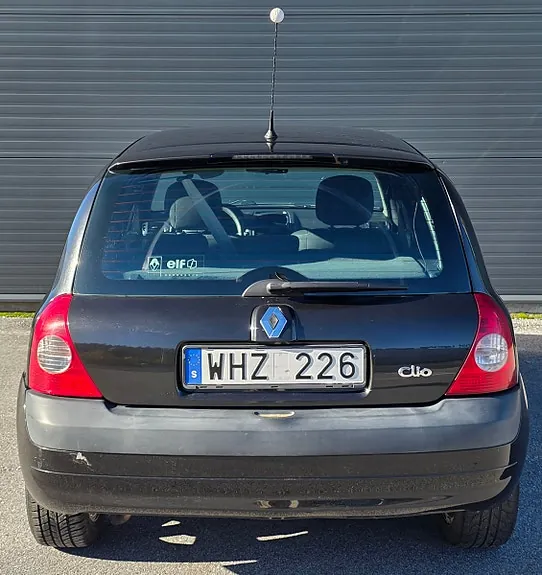 Renault Clio 2004 photo 3