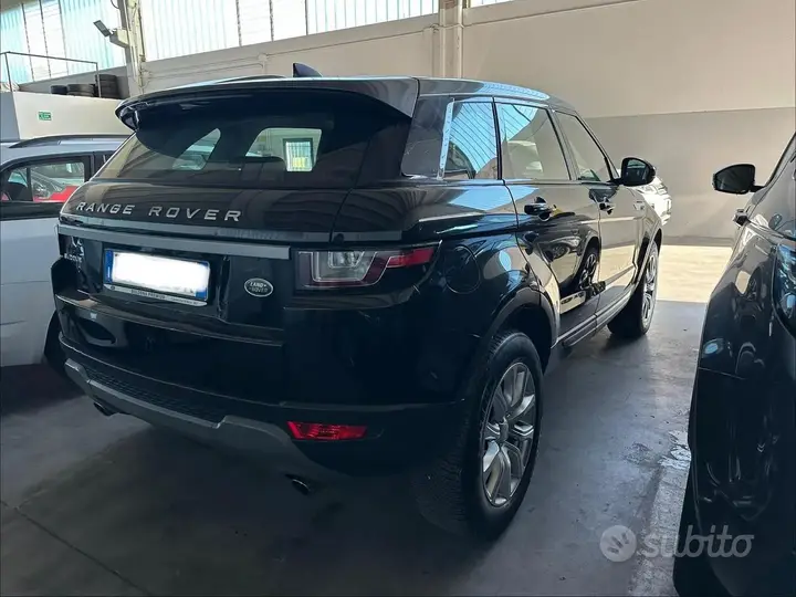Land Rover Range Rover Evoque 2018 photo 4