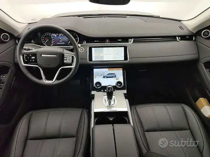 Land Rover Evoque 2023 photo 3