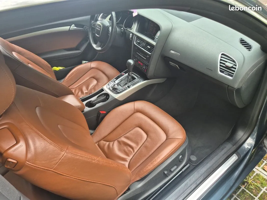 Audi A5 2009 photo 3