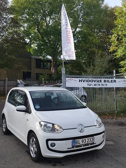 Volkswagen Up 2016 photo 2