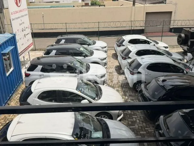 Toyota Yaris 2024 photo 3