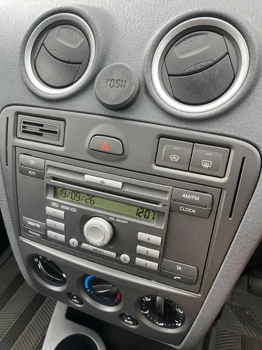 Ford Fusion 2010 photo 5