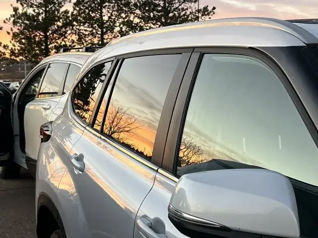 Toyota Highlander 2024 photo 4