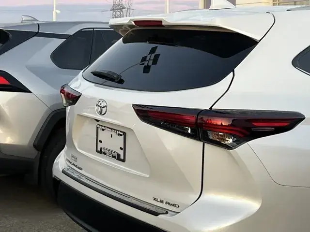Toyota Highlander 2024 photo 5