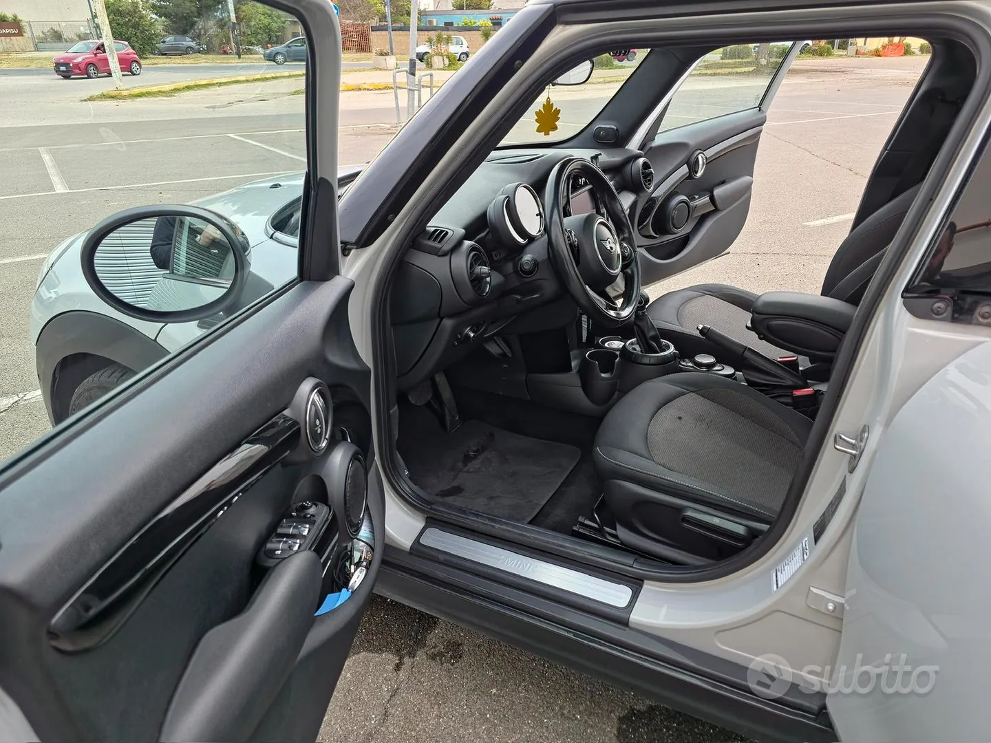 Mini Cooper 2016 photo 2