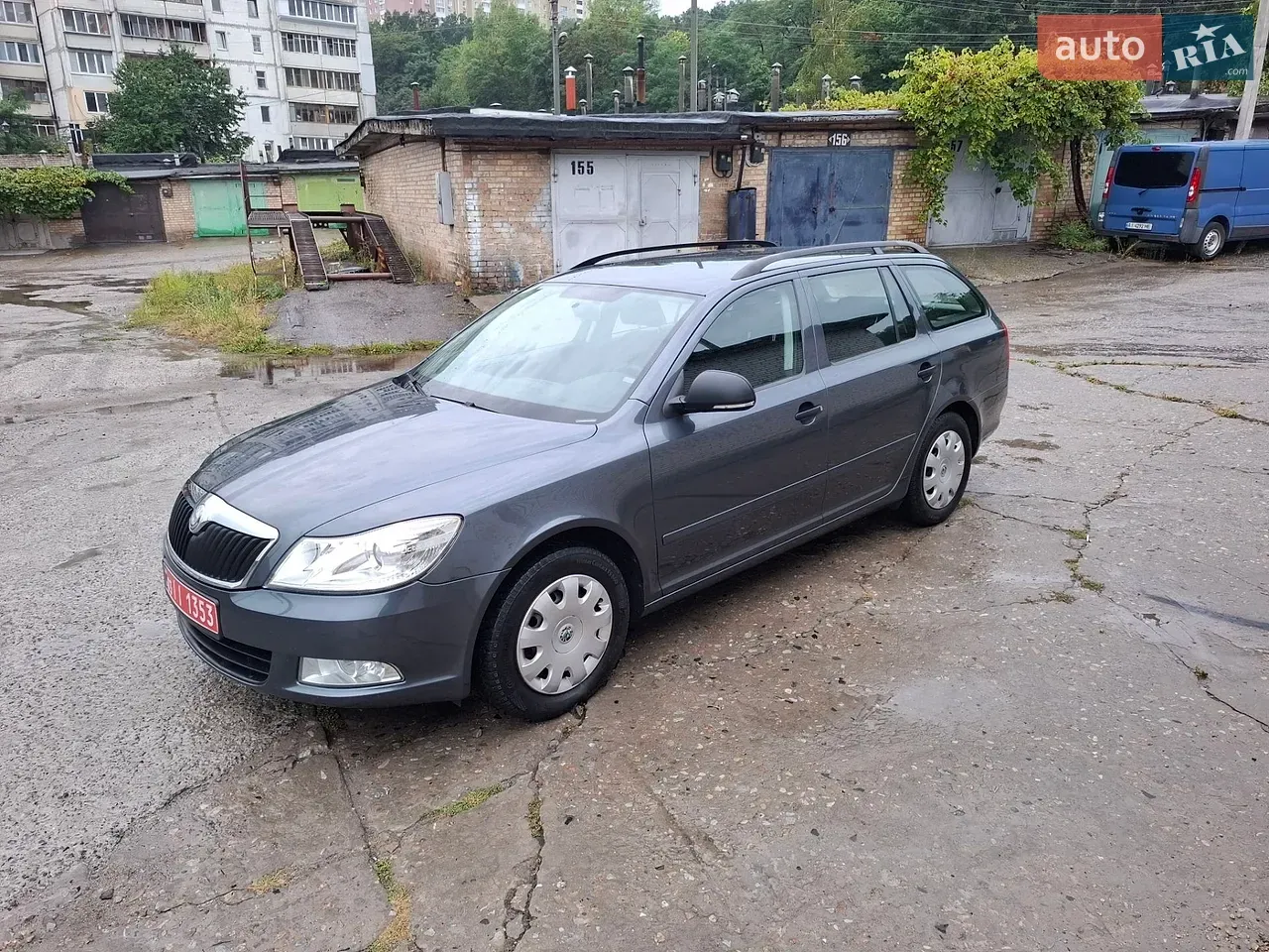 Skoda Octavia 2010 photo 2