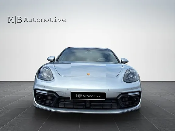 Porsche Panamera 2019 photo 2