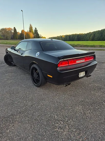 Dodge Challenger 2012 photo 2