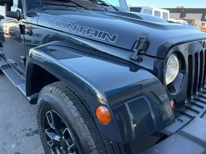 Jeep Wrangler Unlimited 2017 photo 4