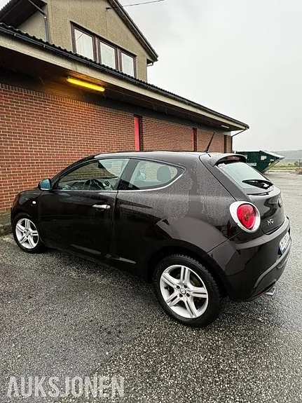 Alfa Romeo Mito 2010 photo 5