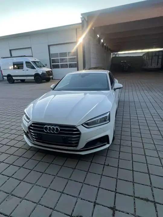 Audi A5 2017 photo 3