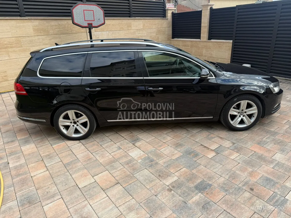 Volkswagen Passat B7 2011 photo 4