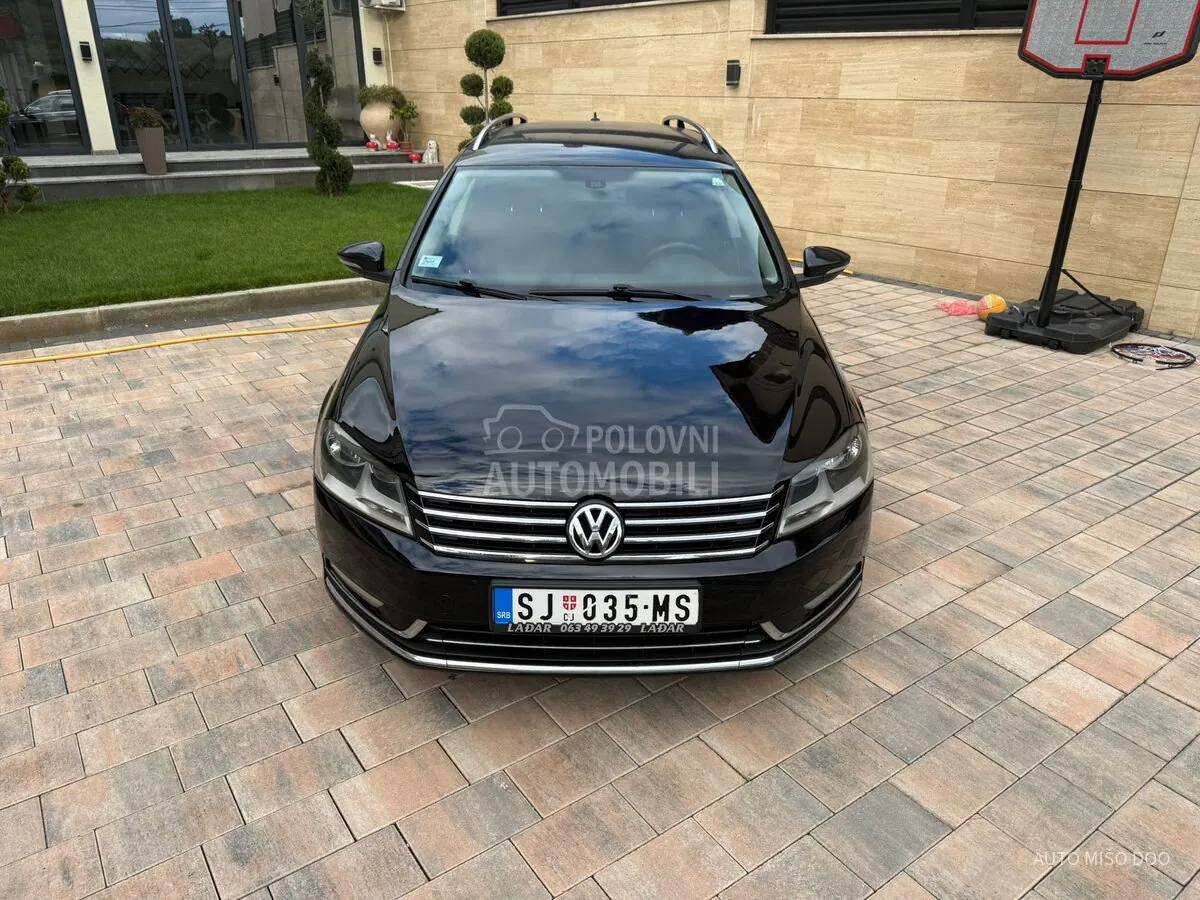 Volkswagen Passat B7 2011 photo 2